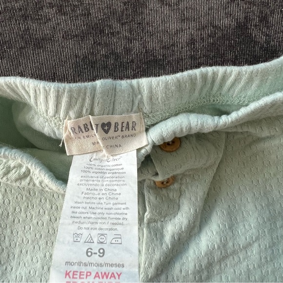 Rabbit + Bear Outfit Size 6-9 Months - Picture 8 of 11